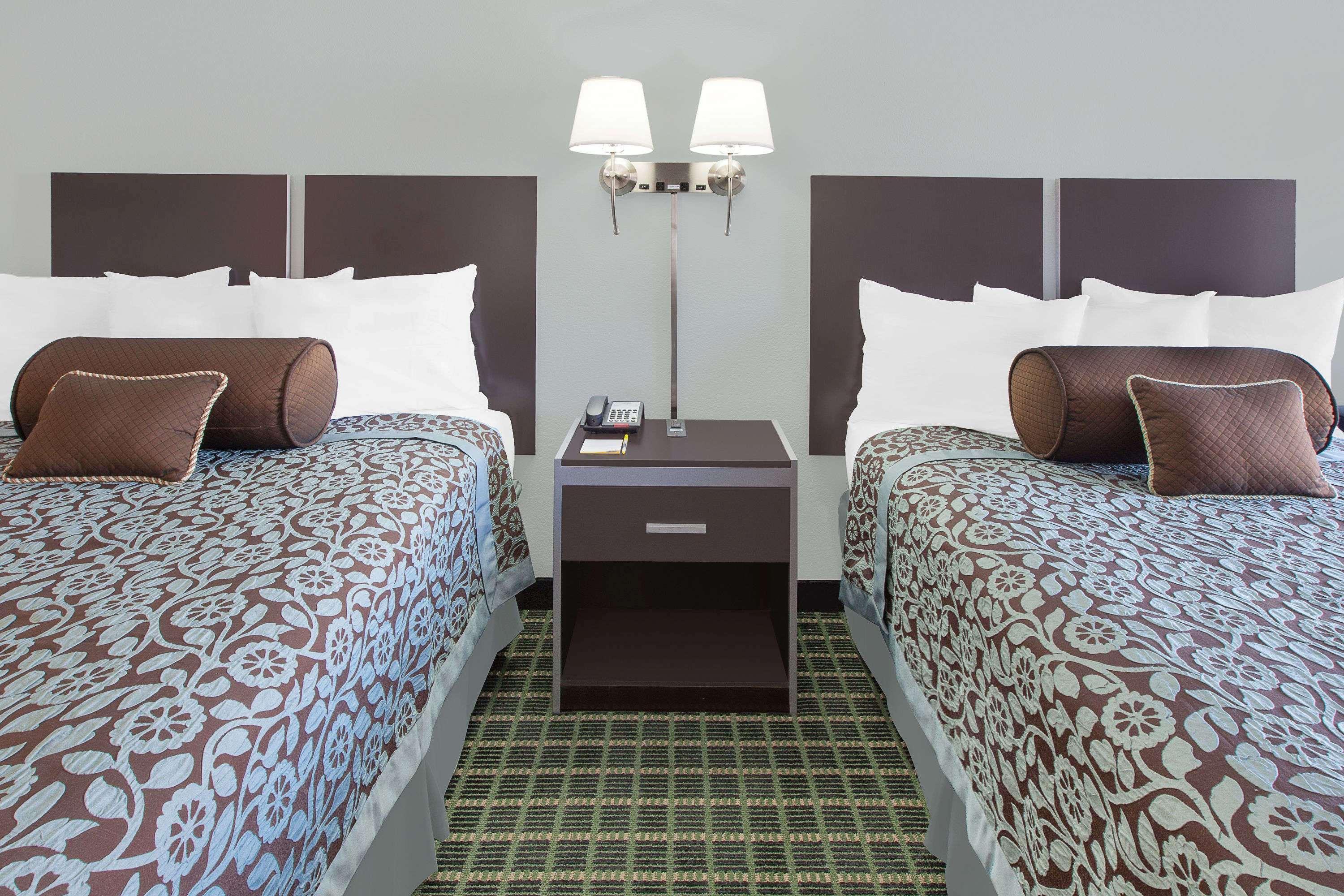 Days Inn by Wyndham Market Center Dallas Love Field Eksteriør bilde