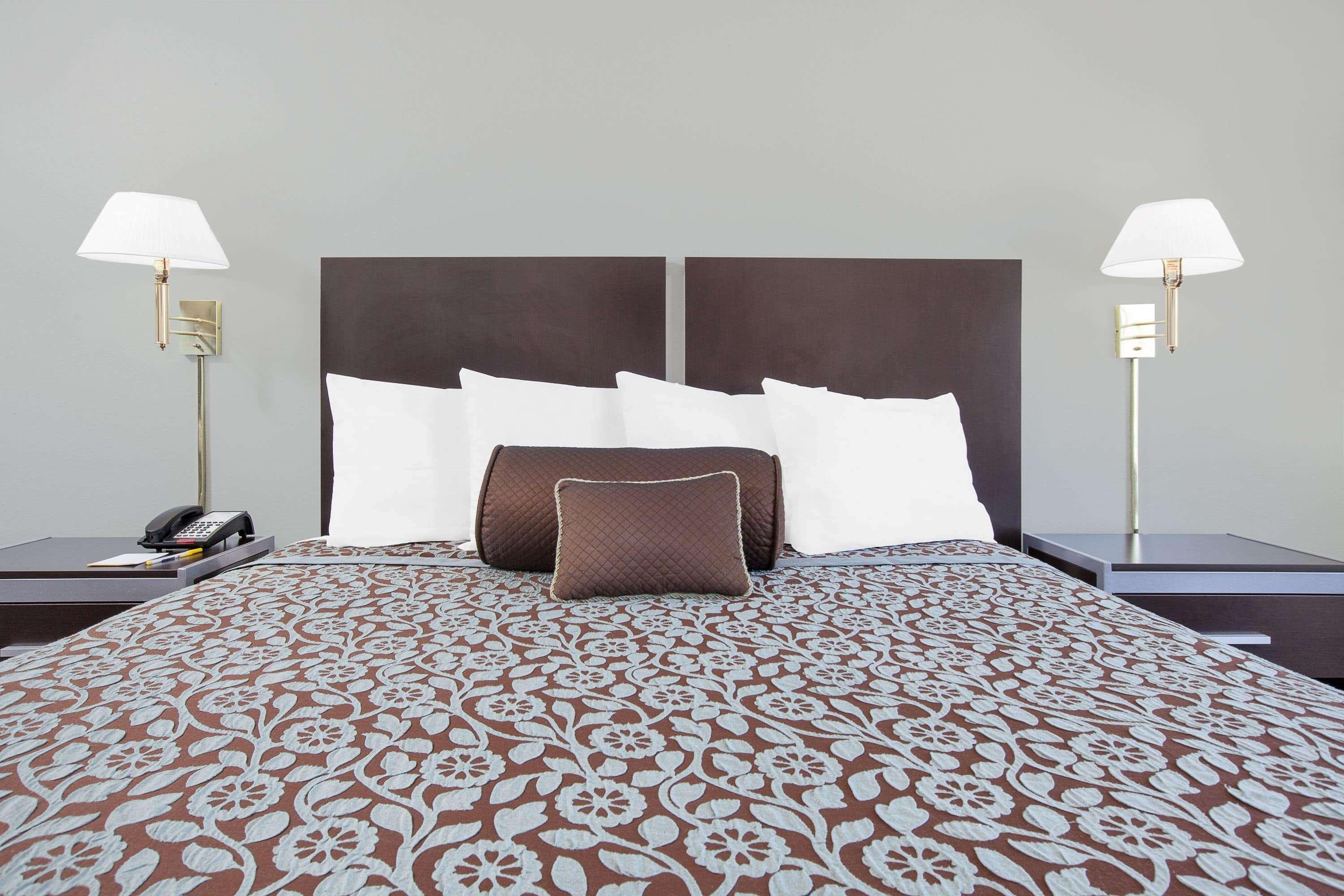 Days Inn by Wyndham Market Center Dallas Love Field Eksteriør bilde